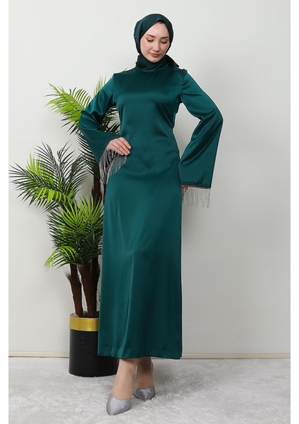 Kolu Zincirli Elbise Zümrüt fırsatları