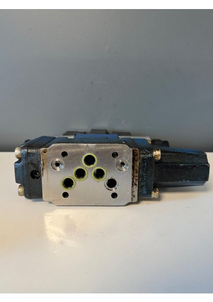 Rexroth 4WRZE 10 E1-85-72/6EG24N9ETK31/A1D3V fiyatları