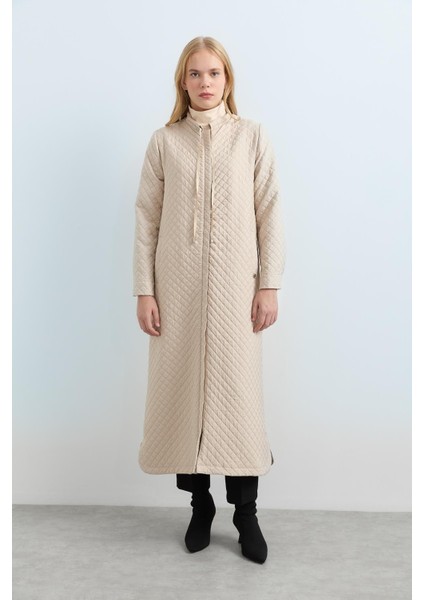 Ince Kapitone Bağcık Detaylı Pardesü Taş