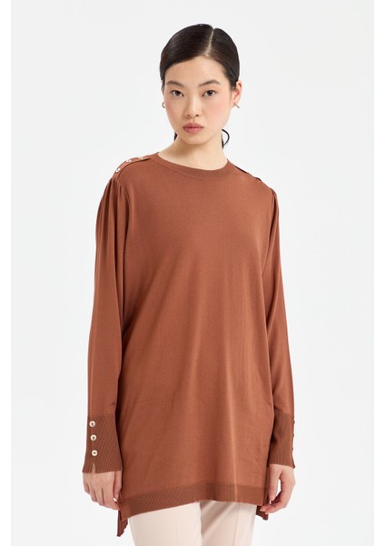 Kolları Büzgülü Düğme Detaylı Rayon Triko Tunik Kahve
