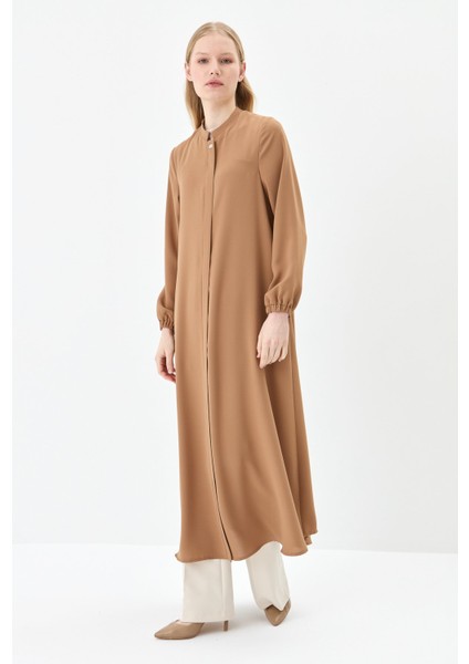 Kolları Lastikli Rahat Kesim Ferace Camel