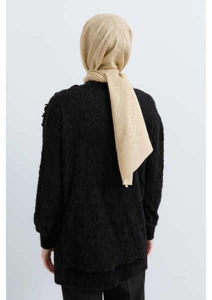 Omzu Boncuk Aksesuar Detaylı Triko Tunik Siyah fırsatları