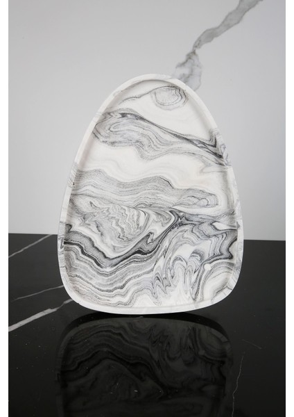 El Yapımı Çok Amaçlı Beton Sunum Servis Tepsisi 26 cm Dekoratif Sunumluk Orgaziner Takılık