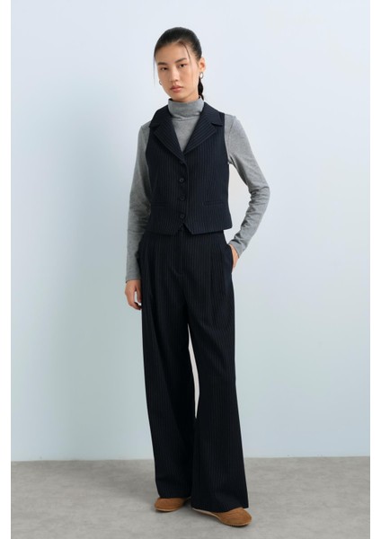 Çizgili Fit Yelek Lacivert modelleri