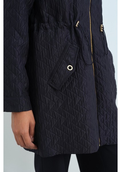 Ince Kapitone Gold Detaylı Kap Lacivert modelleri