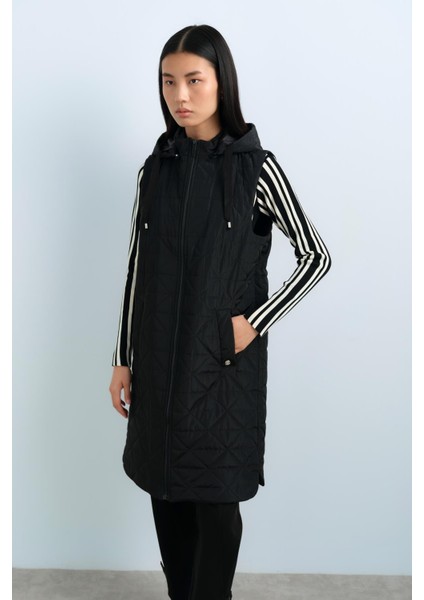 Arkası Ayarlamalı Kapitone Yelek Siyah fiyatları