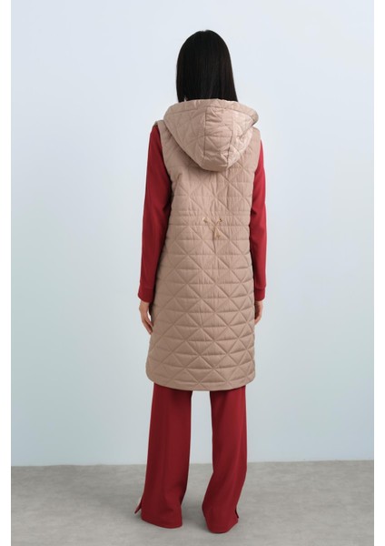 Arkası Ayarlamalı Kapitone Yelek Bej fırsatları