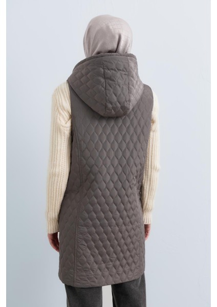 Cep Detaylı Kapitone Yelek Gri fırsatları