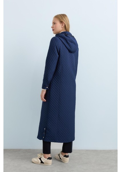 Ince Kapitone Cep Detaylı Spor Kap Lacivert fırsatları