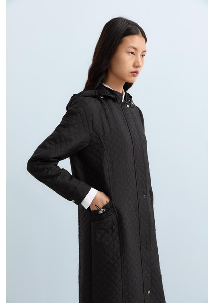 Ince Kapitone Cep Detaylı Spor Kap Siyah modelleri