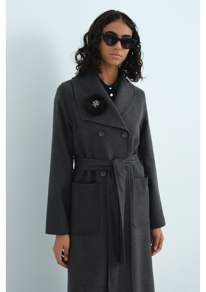 Asimetrik Yakalı Kuşaklı Kaban Füme modelleri