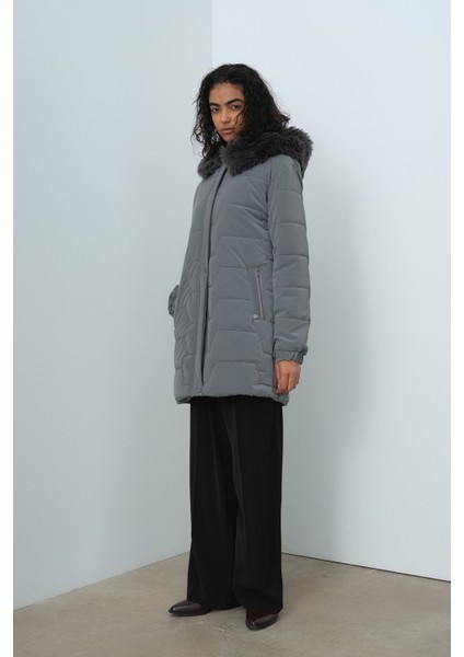 Seyyar Kürklü Kapşonlu Kapitone Kaban Gri indirimleri