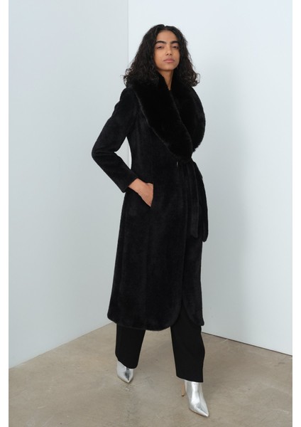 Kürk Yakalı Angora Kaban Siyah indirimleri