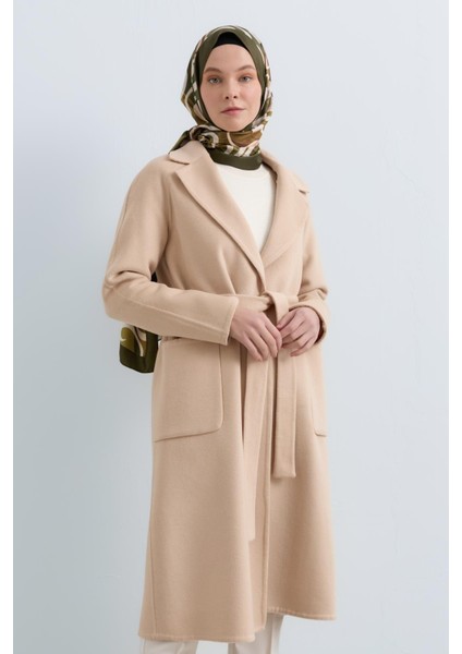 Kuşaklı Torba Cepli %100 Yün Kaban Bej fiyatları