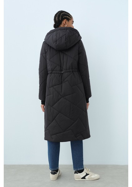 Astronot Yaka Kapitone Kaban Siyah fırsatları