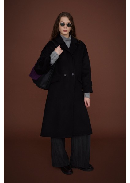 Oversize %100 Yün Kaban Siyah