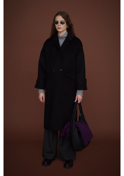 Oversize %100 Yün Kaban Siyah