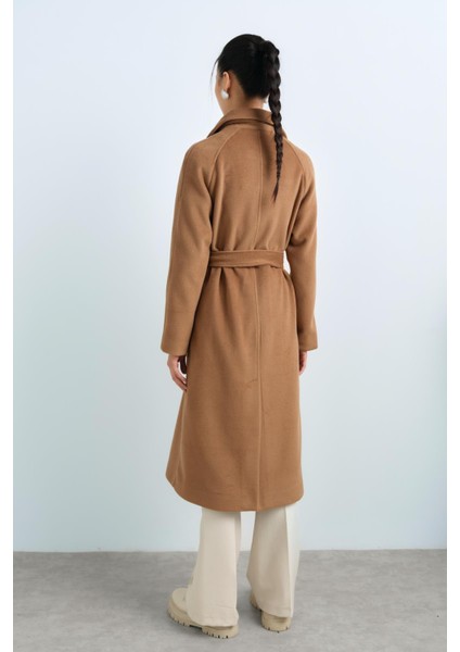 Kruvaze Kapama Kuşaklı Kaban Camel fırsatları