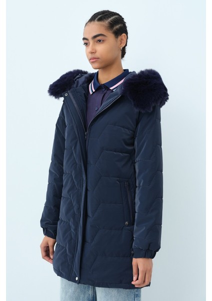 Seyyar Kürklü Kapşonlu Kapitone Kaban Lacivert