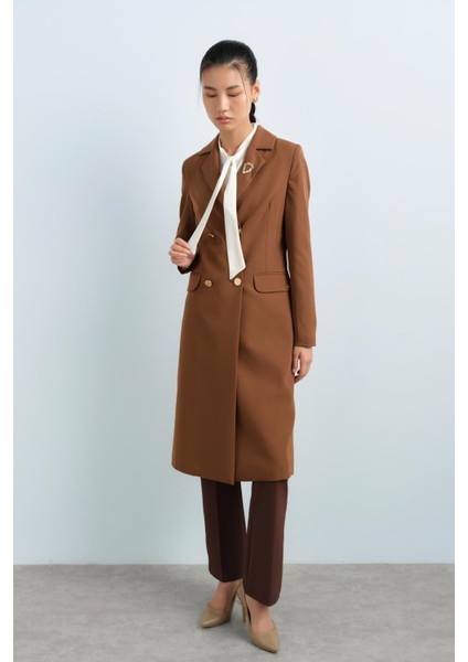 Metal Düğmeli Kruvaze Kapama Uzun Ceket Açık Kahve fiyatları