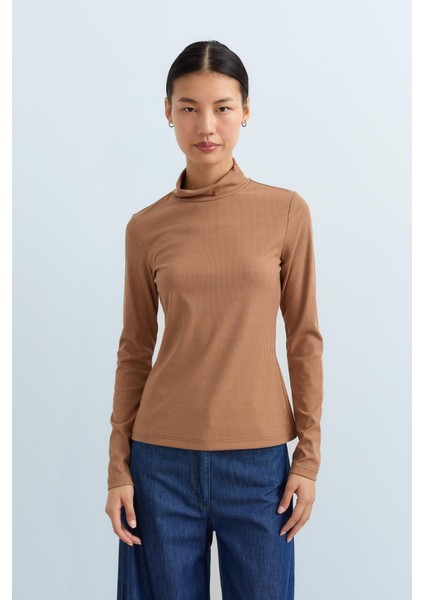 Yarım Balıkçı Bluz Camel