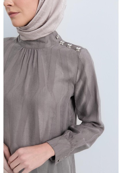 Omuz Düğmeli Dik Yaka Cupra Bluz Gri fiyatları