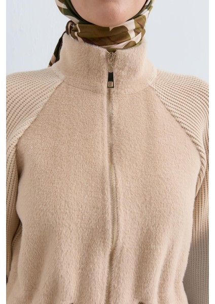Fermuarlı Peluş Ceket Bej fiyatları