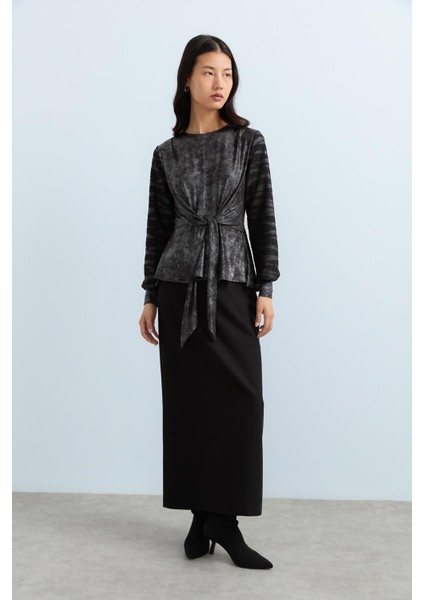 Önü Bağlamalı Dokulu Örme Bluz Siyah modelleri