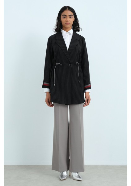 Beli Büzgülü Kruvaze Ceket Siyah modelleri