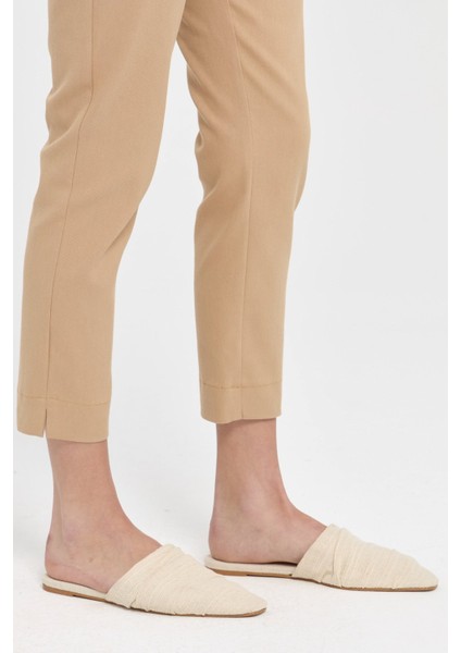 Dar Paça Kanvas Pantolon Camel fırsatları