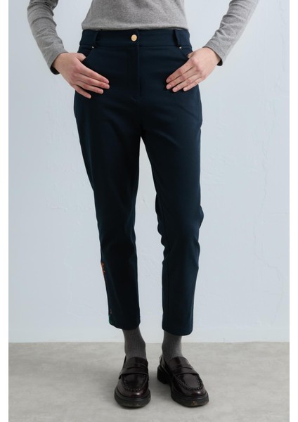 Yanları Jakar Kamalı Gabardin Pantolon Lacivert fırsatları
