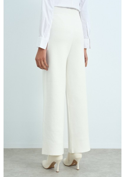 Comfort Triko Pantolon Ekru fırsatları
