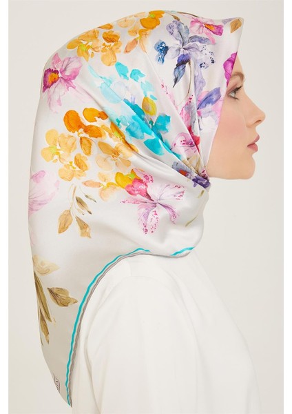 Çiçek Desenli Sura İpek Eşarp 24Ya9129 85 31 fiyatları