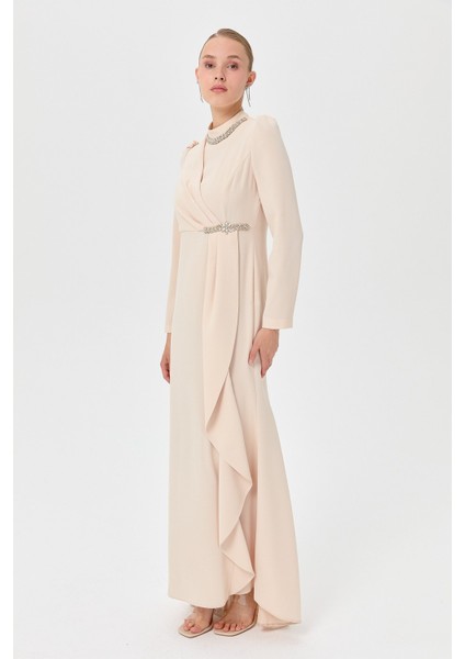 Taş Detaylı Volanlı Elbise Bej indirimleri