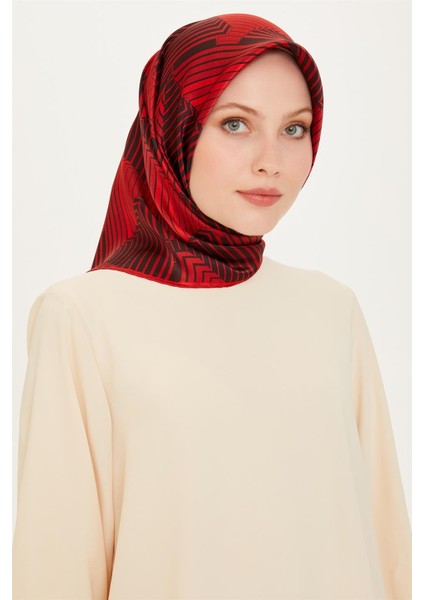 Geometrik Desenli Sura Saf İpek Eşarp 9218D 82