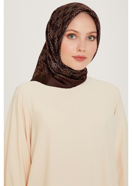 Klasik Desenli Sura Saf İpek Eşarp 9239D 85