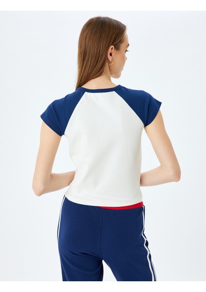 Baskılı Renk Bloklu Slim Fit Kısa Kollu Tişört
