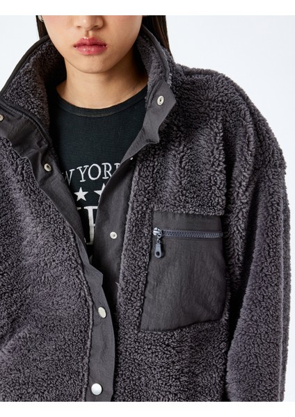 Cep Detaylı Fermuarlı Dik Yaka Oversize Peluş Sweatshirt indirimleri