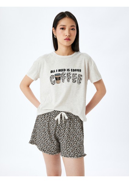 Leopar Desenli Pamuk Karışımlı Kısa Kollu Volanlı Şortlu Örme Pijama Takımı