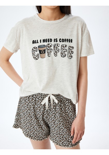 Leopar Desenli Pamuk Karışımlı Kısa Kollu Volanlı Şortlu Örme Pijama Takımı indirimleri