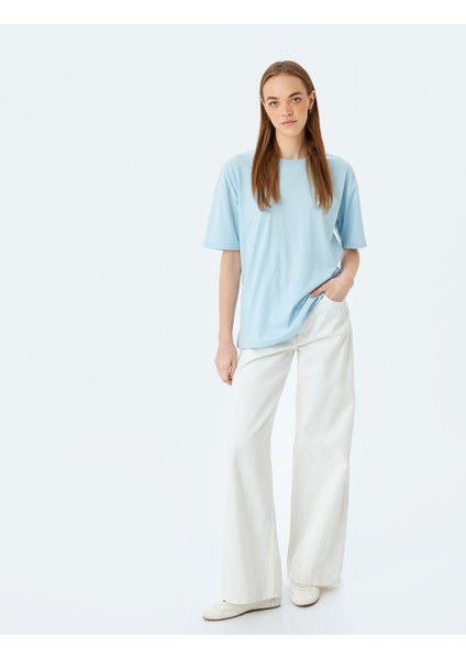 Arkası Baskılı Oversize Bisiklet Yaka Kısa Kollu Tişört fiyatları