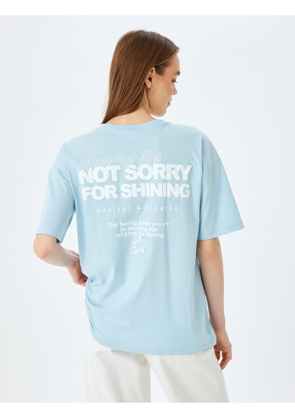 Arkası Baskılı Oversize Bisiklet Yaka Kısa Kollu Tişört fırsatları