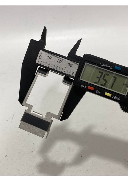 Subaru Legacy Ez5 CADM352 Sensör Braketi 1 Adet