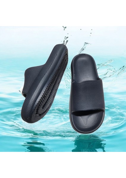 Yazlık Eva Kaydırmaz Taban Islak Zemin Terlik