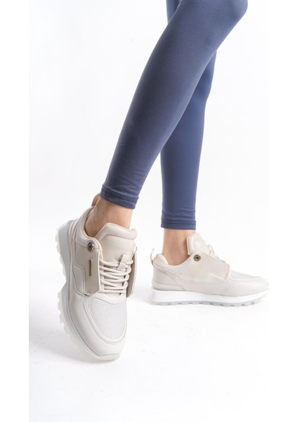 Kadın Rahat Taban Sneaker Bağcıklı Trend Günlük Tam Kalıp Spor Ayakkabı fiyatları