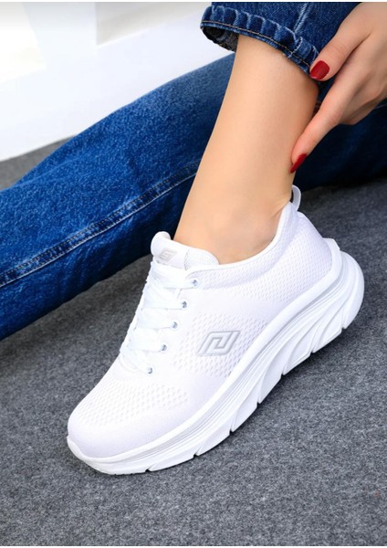 Kadın Esnek Comfort Sneaker modelleri