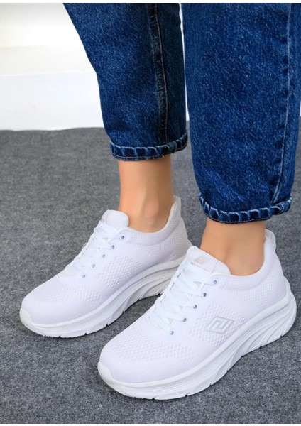 Kadın Esnek Comfort Sneaker fırsatları