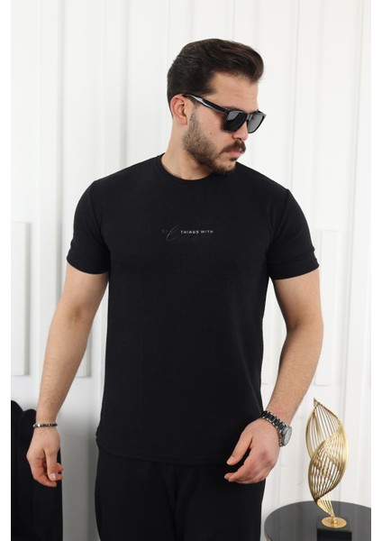 Kendinden Desenli Baskılı T-Shirt