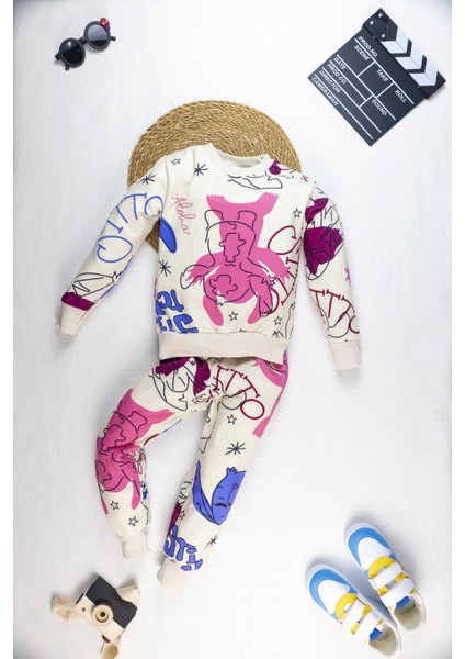 Yumuşacık Kumaşlarla Renkli ve Eğlenceli Çocuk Takım – Konforlu, Şık ve Günlük Kullanıma Uygun Kız Çocuk Takım