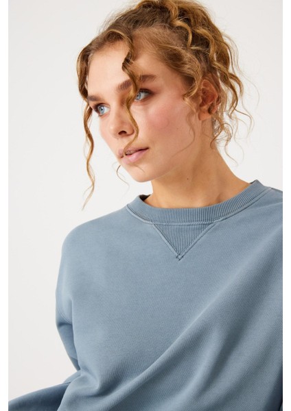 Lydney Kadın V Detaylı Sıfır Yaka Sweatshirt Stone